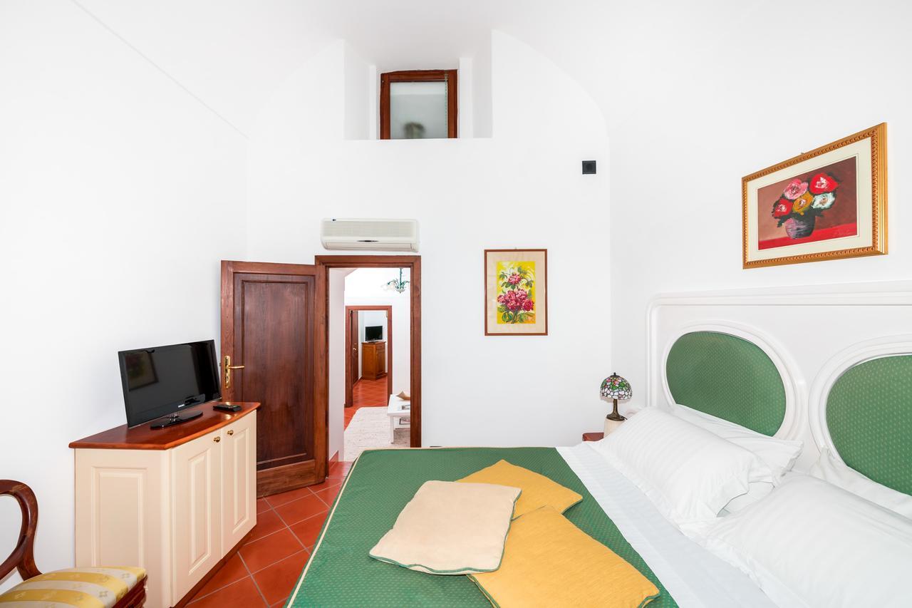 Casa Chiesa Nuova Leilighet Positano Eksteriør bilde