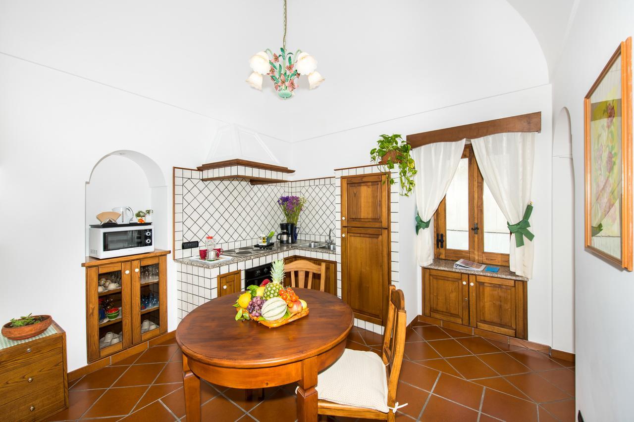 Casa Chiesa Nuova Leilighet Positano Eksteriør bilde